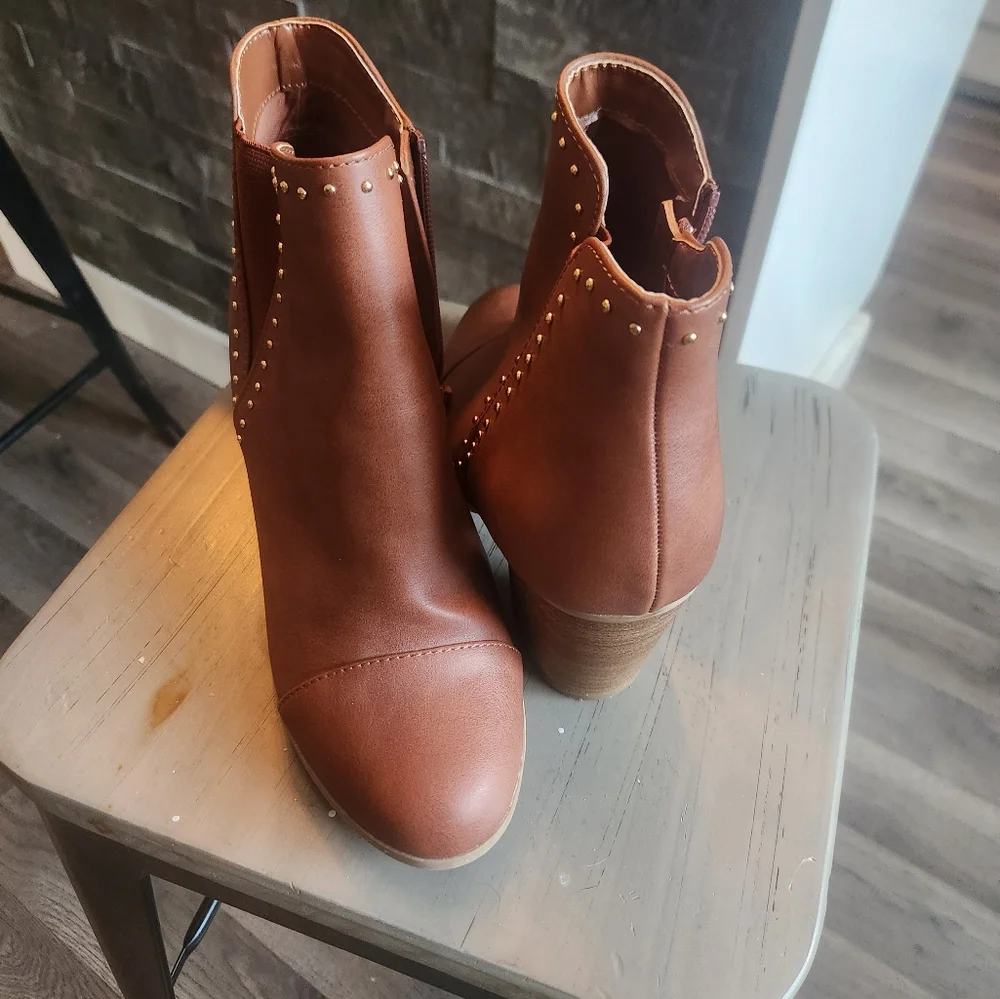 Lauren Conrad Booties